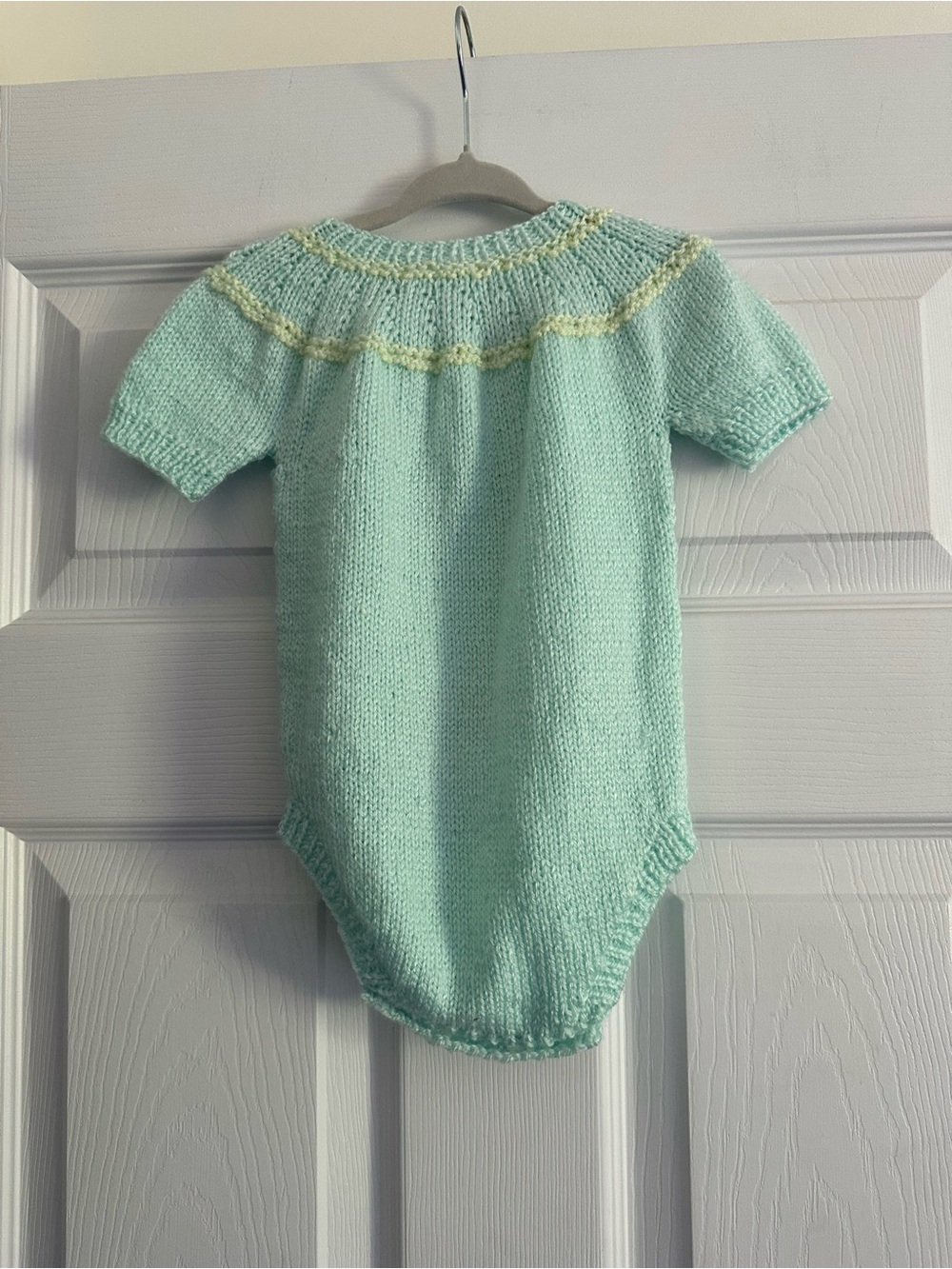 Size 6–12 Months Handmade Baby Knit Romper Mint Green Short Sleeve Heirloom - Picture 4 of 6